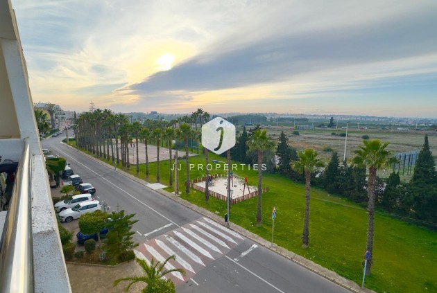 Tweedehands - Appartement / flat -
Torrevieja - La veleta