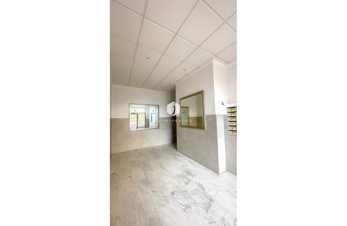 Tweedehands - Appartement / flat -
Torrevieja