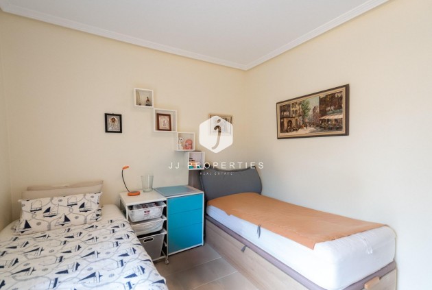 Resale - Chalet -
Orihuela Costa - Los Dolses