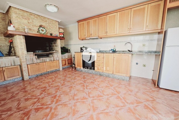 Resale - Villa -
Torrevieja - La Siesta - El Salado - Torreta