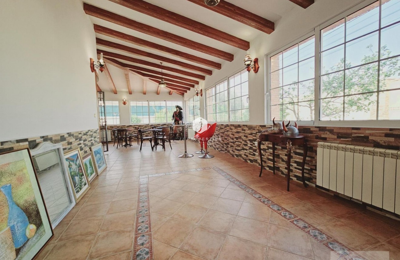 Resale - Villa -
Torrevieja - La Siesta - El Salado - Torreta