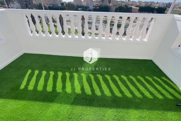 Resale - Penthouse -
Orihuela Costa - La Zenia