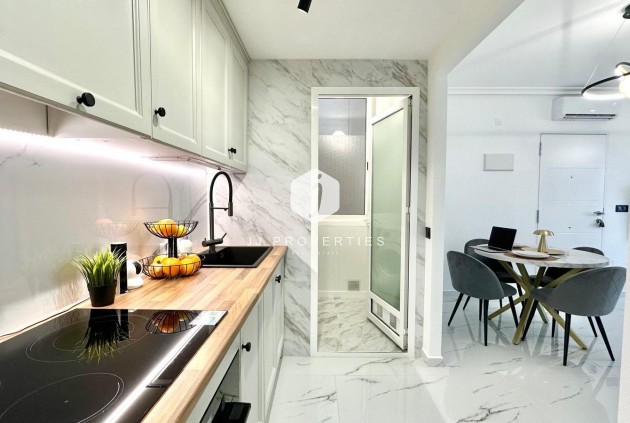 Resale - Bungalow -
Orihuela Costa - Playa Flamenca Norte