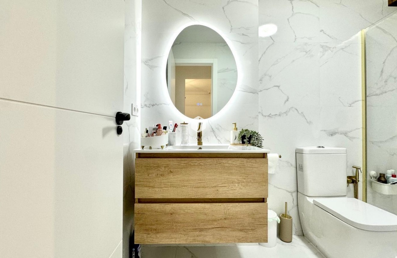 Resale - Bungalow -
Orihuela Costa - Playa Flamenca Norte