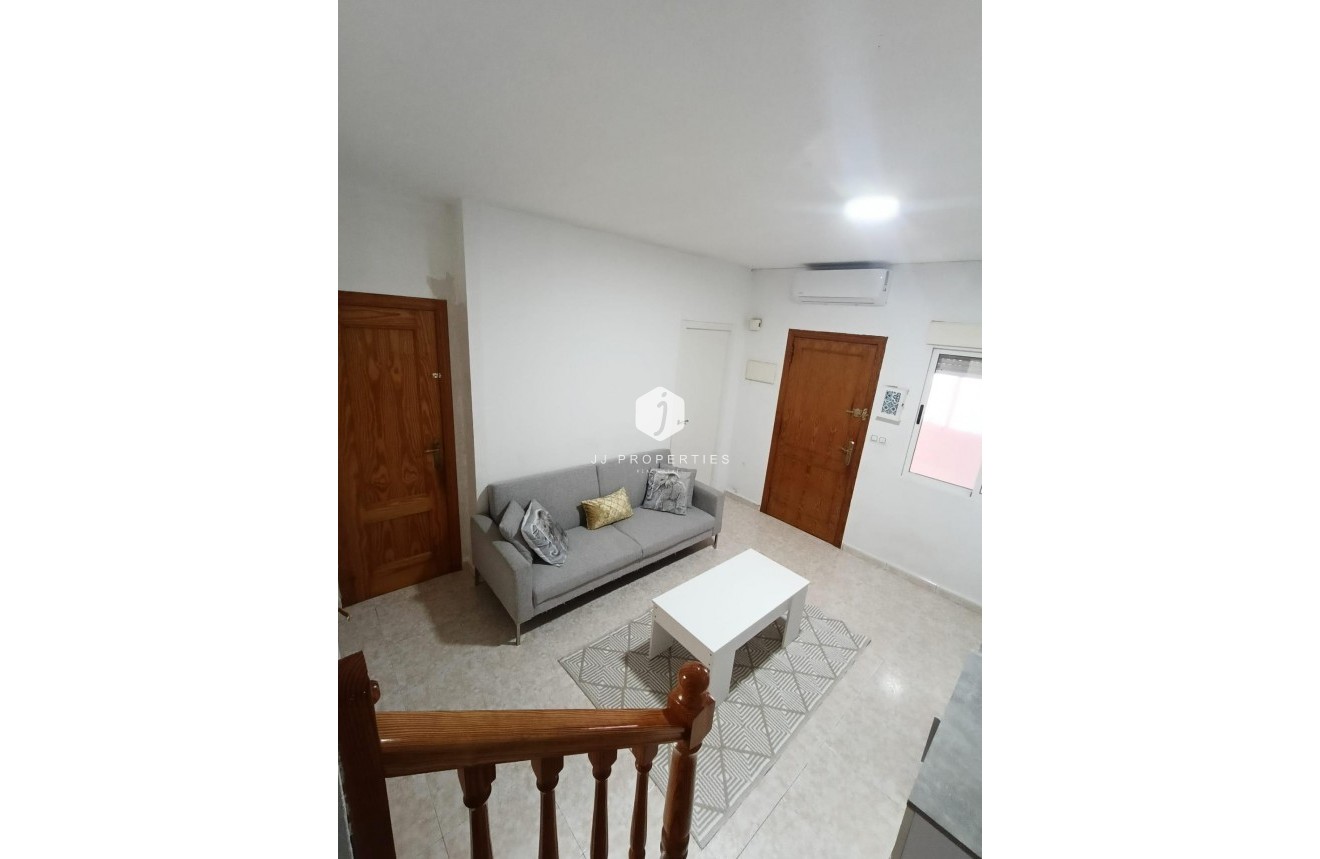 Resale - Chalet -
Torrevieja - Torretas