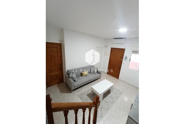 Resale - Chalet -
Torrevieja - Torretas