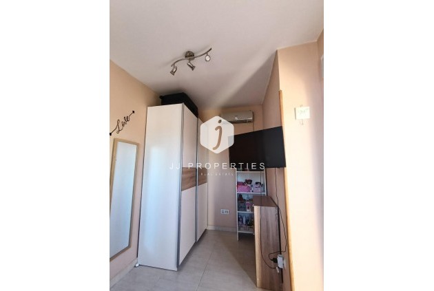 Resale - Chalet -
Torrevieja - Torretas