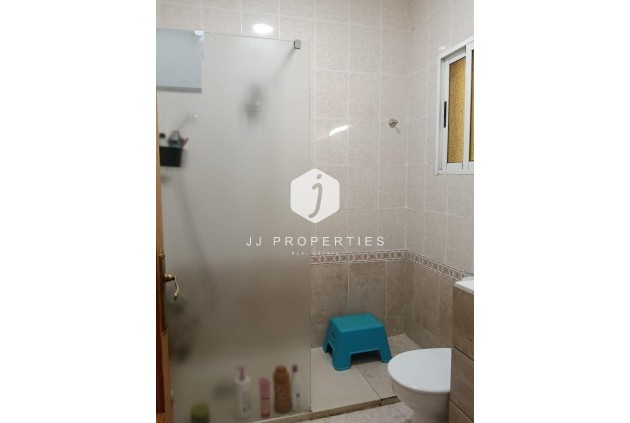 Resale - Chalet -
Torrevieja - Torretas