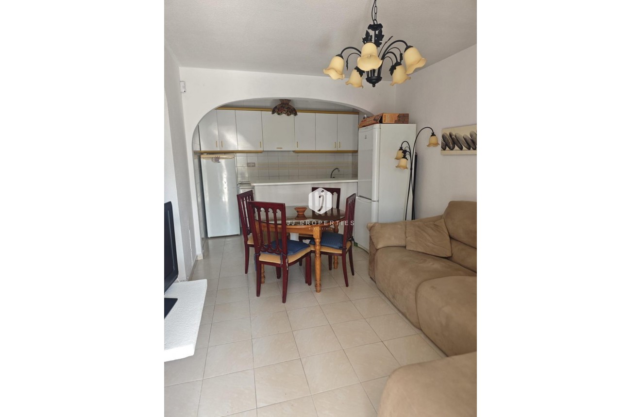 Resale - Bungalow -
Torrevieja - Los Balcones - Los Altos del Edén