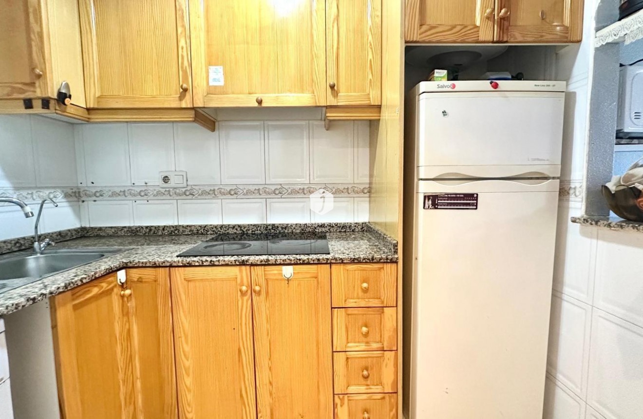 Resale - Apartment / flat -
Torrevieja