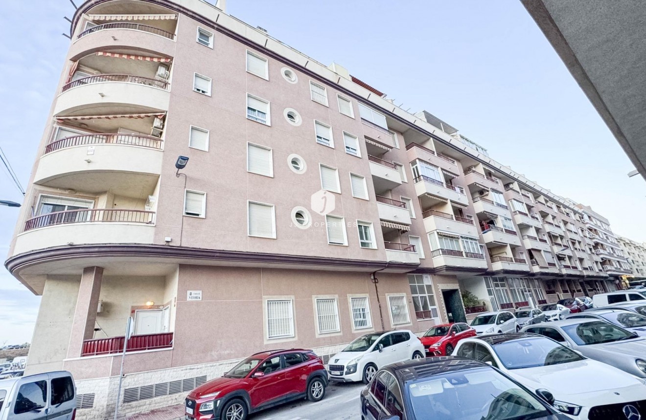 Resale - Apartment / flat -
Torrevieja - PARQUE DE LAS NACIONES