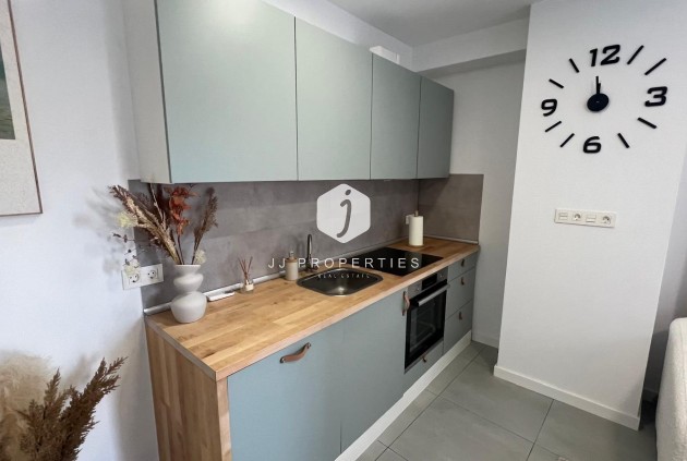 Resale - Apartment / flat -
Torrevieja - Zona Los Frutales