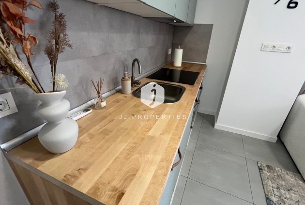 Resale - Apartment / flat -
Torrevieja - Zona Los Frutales