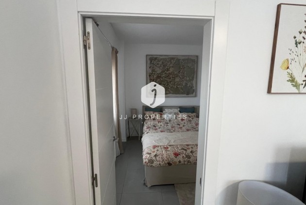 Resale - Apartment / flat -
Torrevieja - Zona Los Frutales