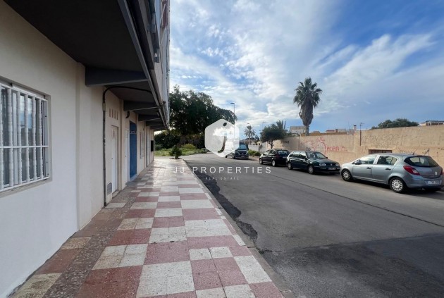 Resale - Apartment / flat -
Torrevieja - Zona Los Frutales