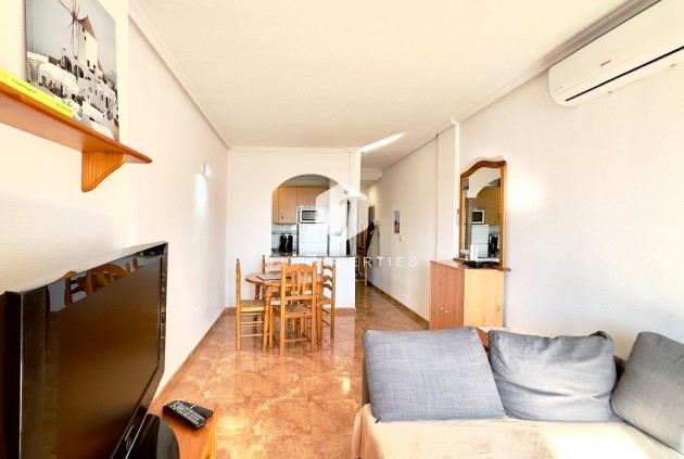 Resale - Apartment / flat -
Torrevieja - Centro