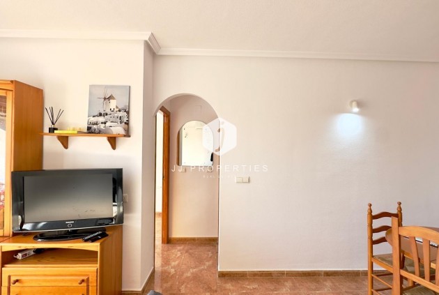 Resale - Apartment / flat -
Torrevieja - Centro