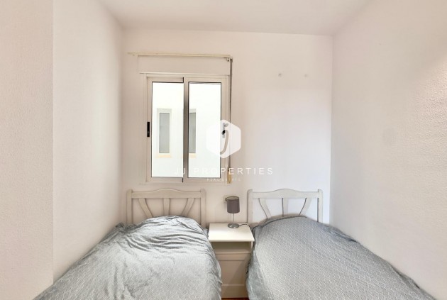 Resale - Apartment / flat -
Torrevieja - Centro