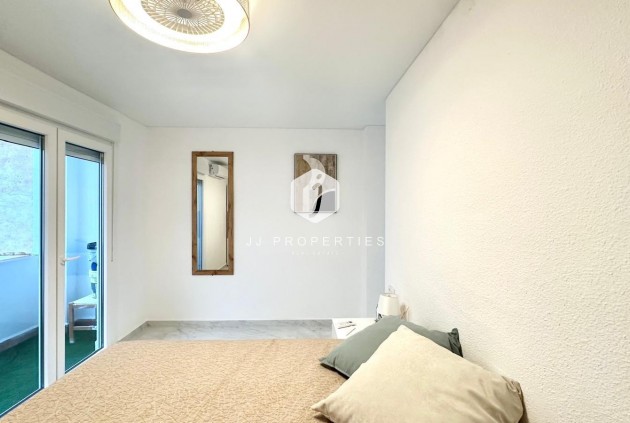 Resale - Apartment / flat -
Torrevieja - Playa del Cura
