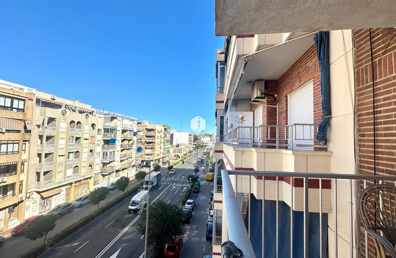 Resale - Apartment / flat -
Torrevieja - Acequion