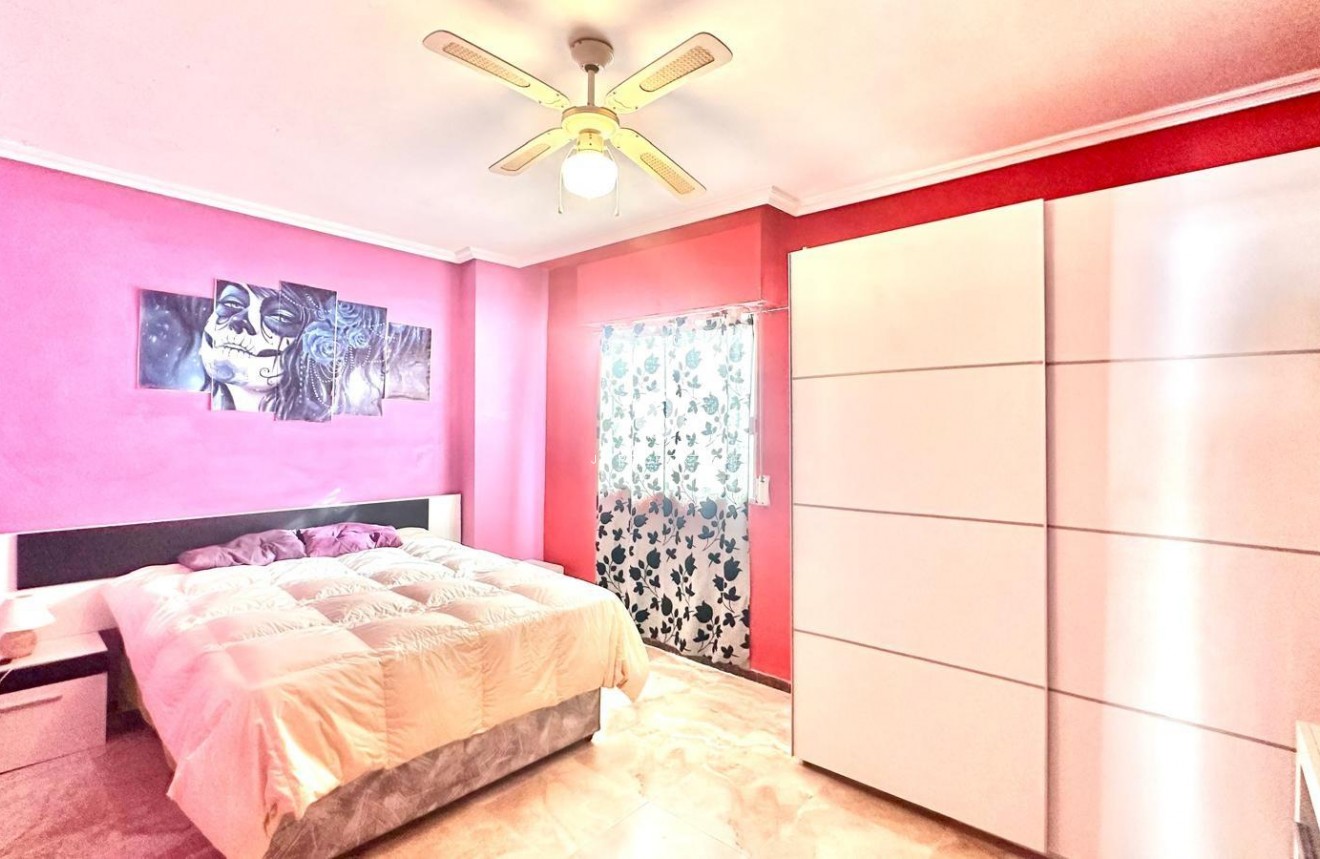 Resale - Apartment / flat -
Torrevieja - Acequion