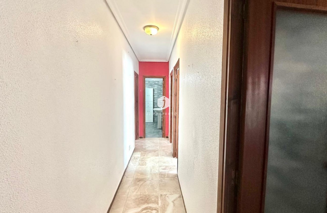 Resale - Apartment / flat -
Torrevieja - Acequion