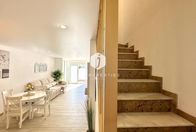 Resale - Chalet -
Torrevieja - Estacion de autobuses