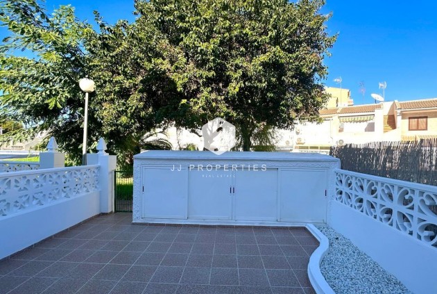 Resale - Chalet -
Torrevieja - Estacion de autobuses