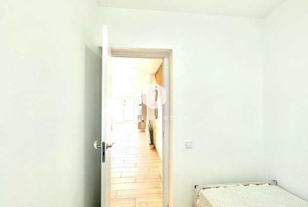 Resale - Chalet -
Torrevieja - Estacion de autobuses