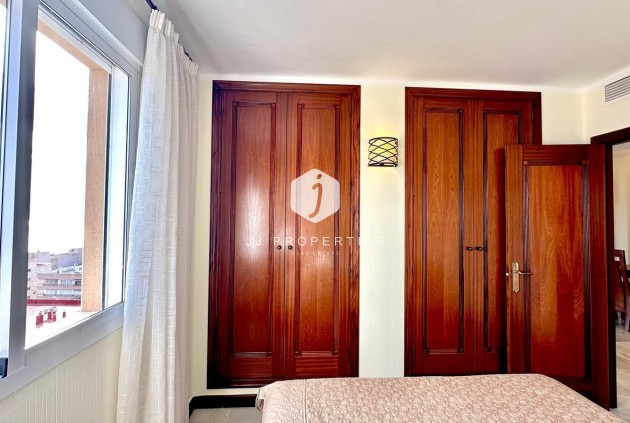 Resale - Apartment / flat -
Torrevieja - Los Frutales