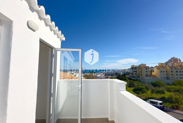 Resale - Chalet -
Torrevieja - La Mata