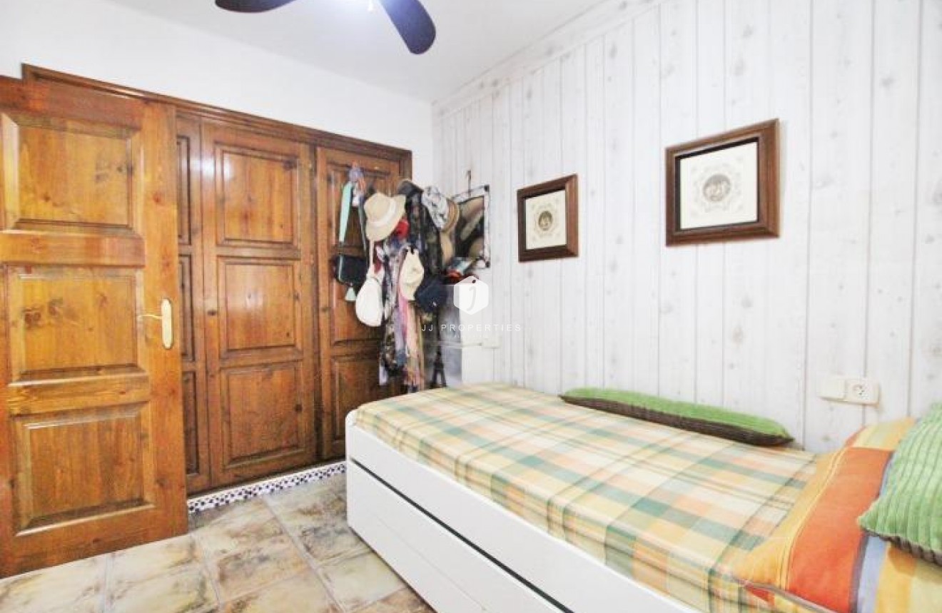 Resale - Duplex -
Guardamar del Segura - Benamor