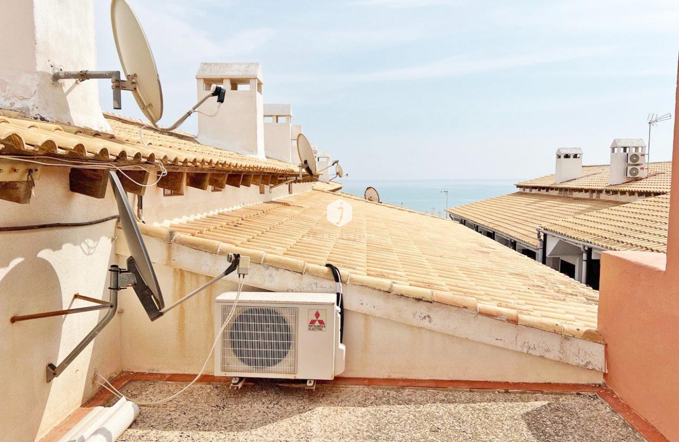 Resale - Duplex -
Guardamar del Segura - Benamor