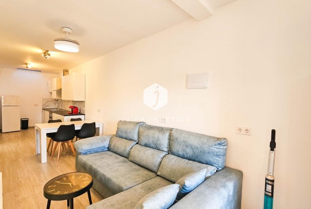 Resale - Chalet -
Torrevieja - El Limonar