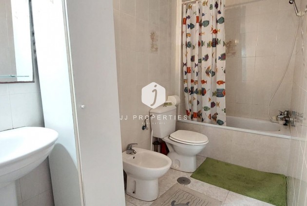 Resale - Apartment / flat -
Torrevieja - Estacion de autobuses