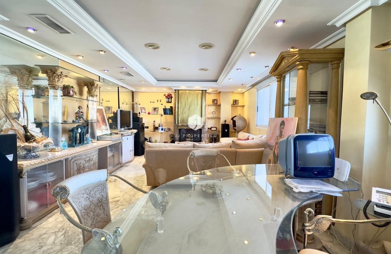 Aus zweiter Hand - Penthouse -
Torrevieja - Centro