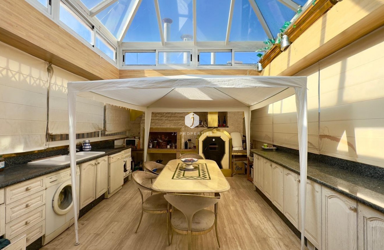 Aus zweiter Hand - Penthouse -
Torrevieja - Centro