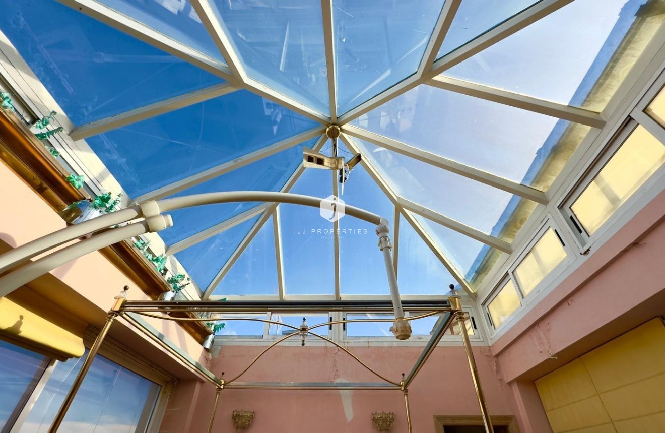 Aus zweiter Hand - Penthouse -
Torrevieja - Centro