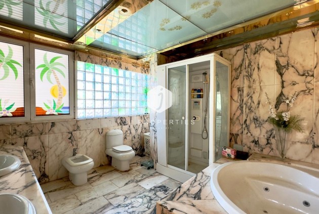 Aus zweiter Hand - Penthouse -
Torrevieja - Centro