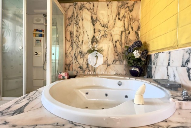 Aus zweiter Hand - Penthouse -
Torrevieja - Centro