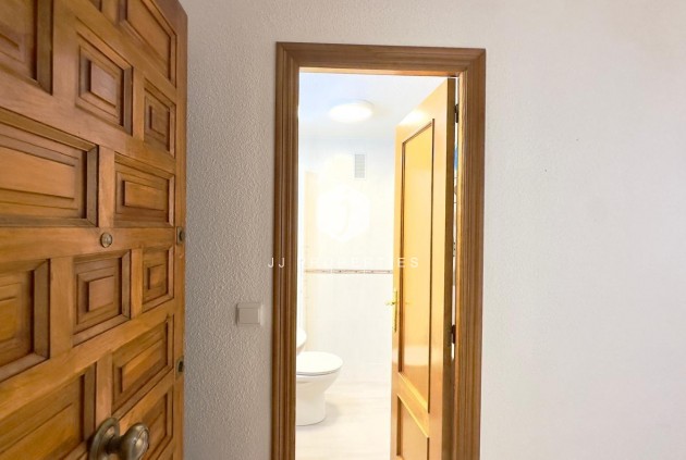 Resale - Apartment / flat -
Guardamar del Segura - Centro