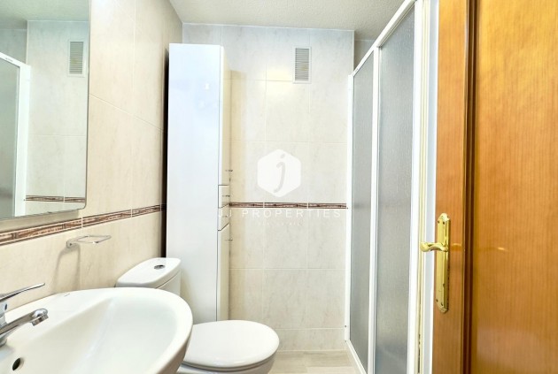 Resale - Apartment / flat -
Guardamar del Segura - Centro