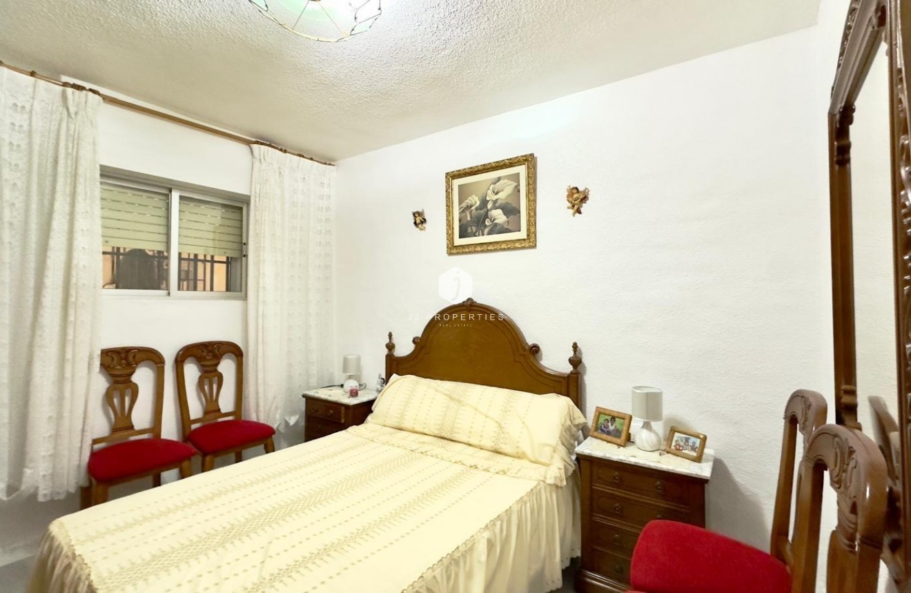Resale - Apartment / flat -
Guardamar del Segura - Centro