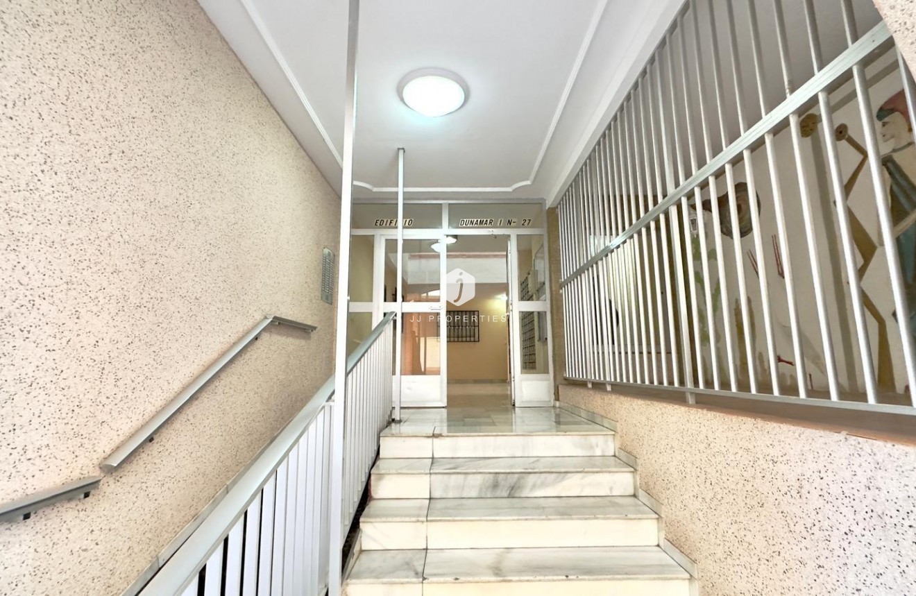 Resale - Apartment / flat -
Guardamar del Segura - Centro