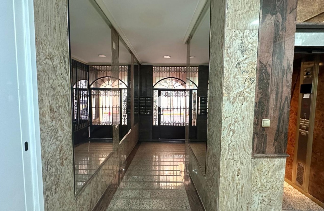 Resale - Penthouse -
Torrevieja