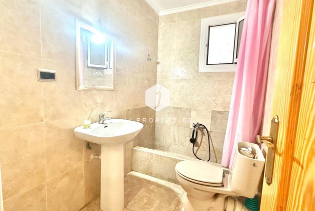 Resale - Apartment / flat -
Torrevieja - Estacion de autobuses