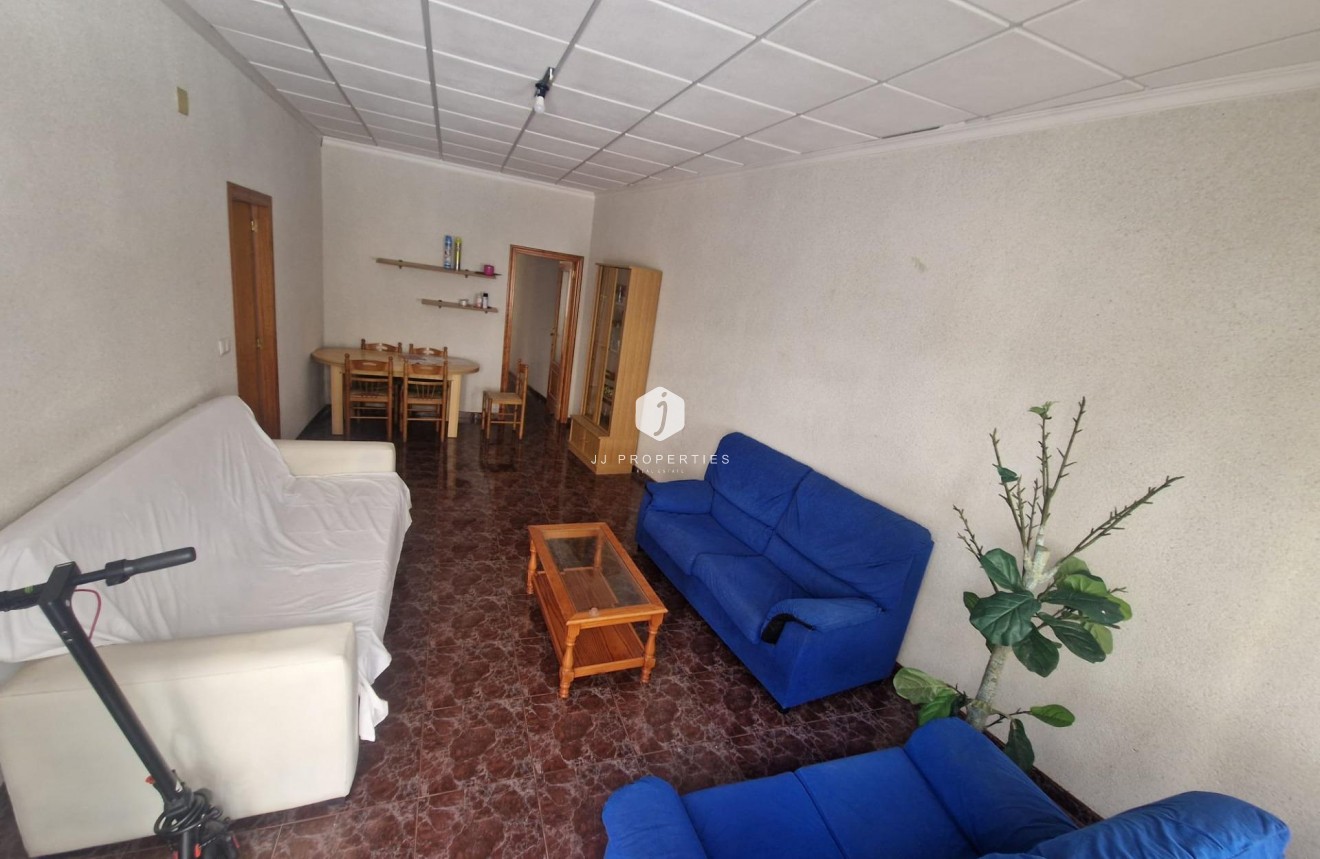 Segunda mano - Chalet -
Torrevieja