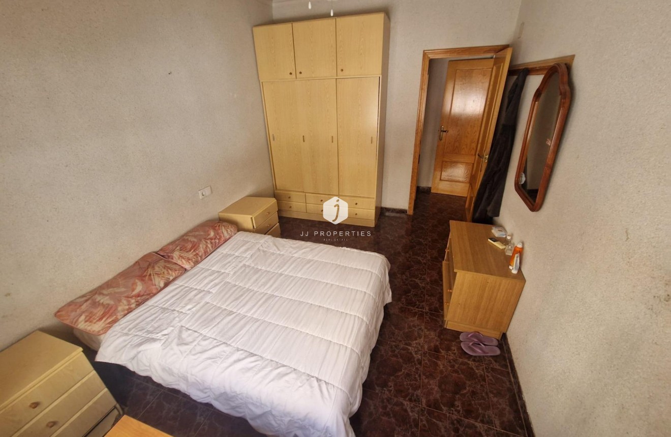 Segunda mano - Chalet -
Torrevieja