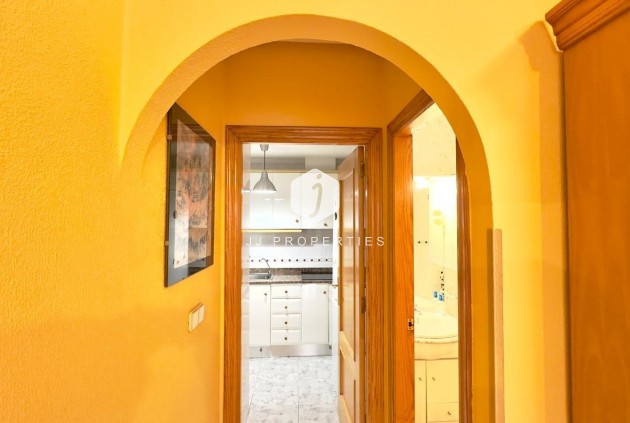 Resale - Apartment / flat -
Torrevieja - La Mata Pueblo