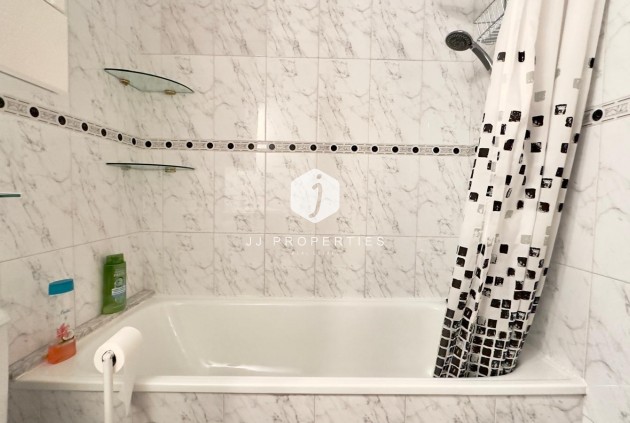 Resale - Apartment / flat -
Torrevieja - La Mata Pueblo